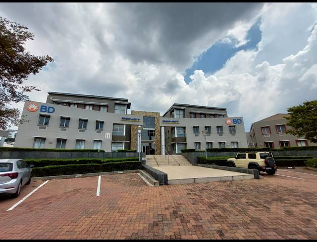 389M² OFFICE TO LET IN GREENSTONE HILL